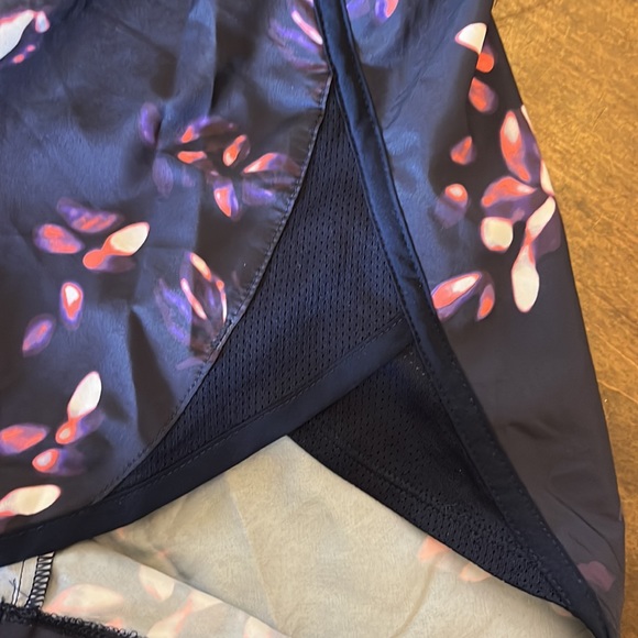 Under Armor Athletic Shorts. Navy with TieDie Flower like print. medium - Picture 8 of 10